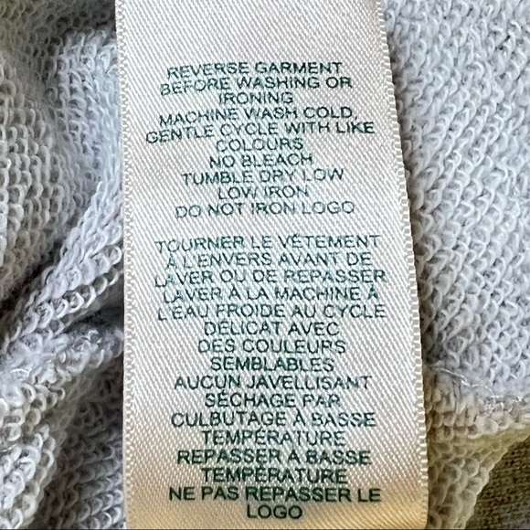 ROOTS Canada Short Sleeve Unisex Hoodie With Flocked Logo Size Medium - Picture 9 of 10